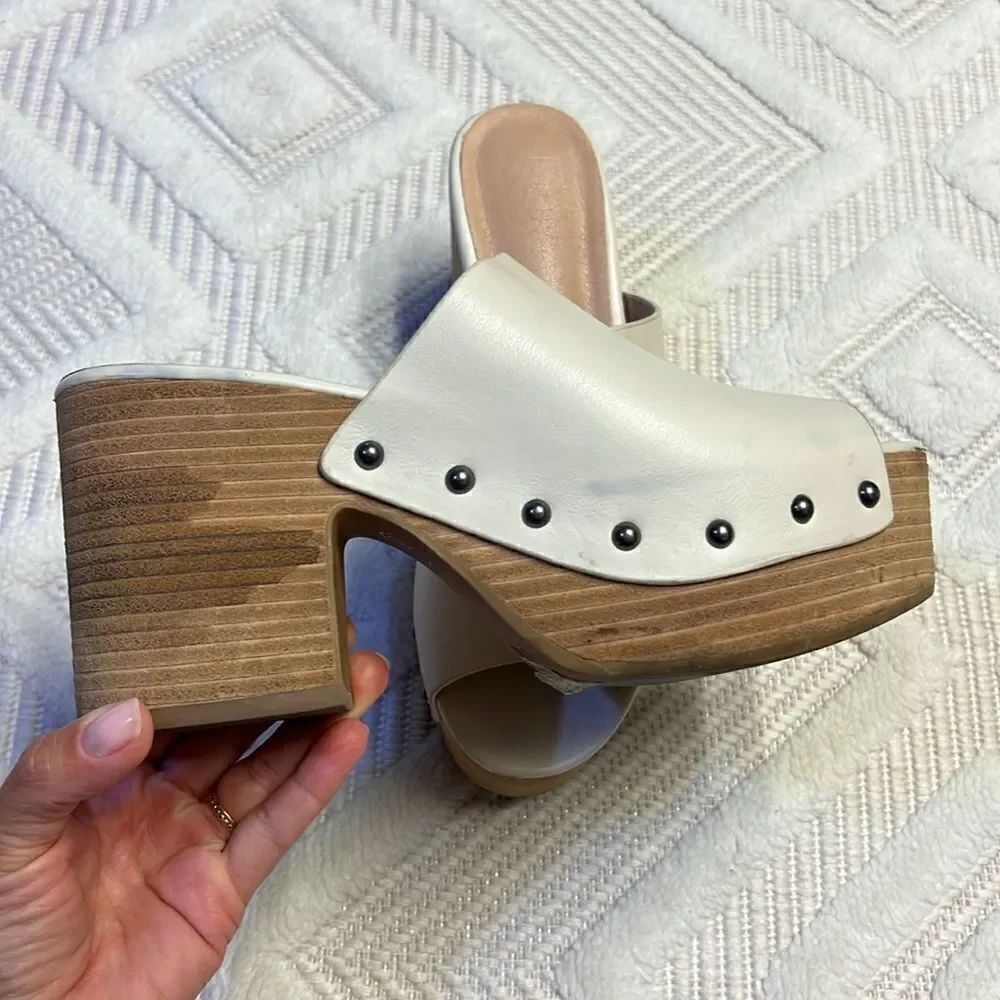 SHU SHOP - Gina Open Toe Clog Wedge Heel
